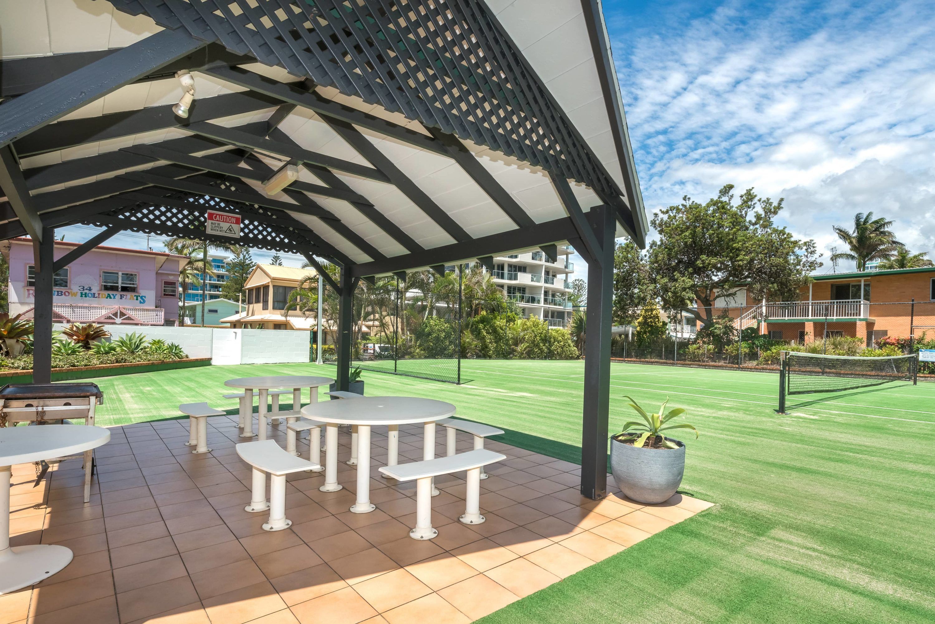 Holiday Apartments Rainbow Bay Bayview Apartments